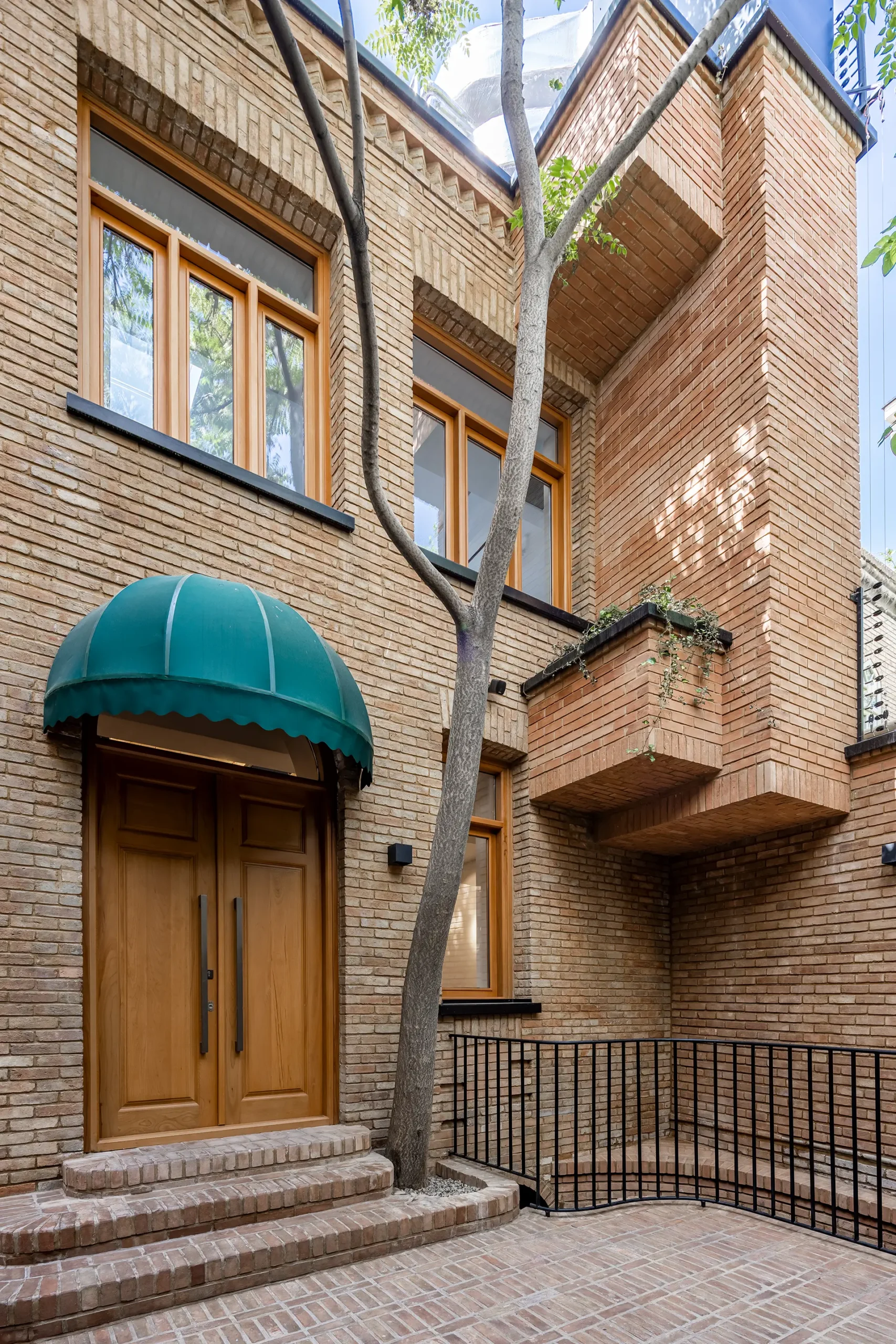 065A8137-HDR